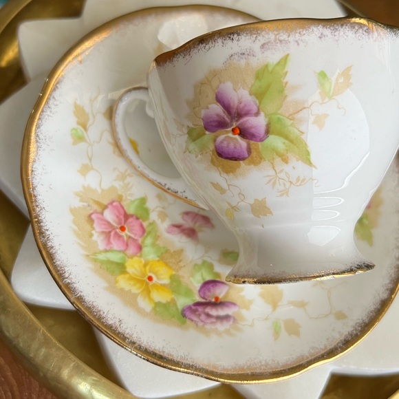 Vintage Royal Standard Charmaine Teacup + Saucer Set Bone China Made in England - Picture 10 of 15